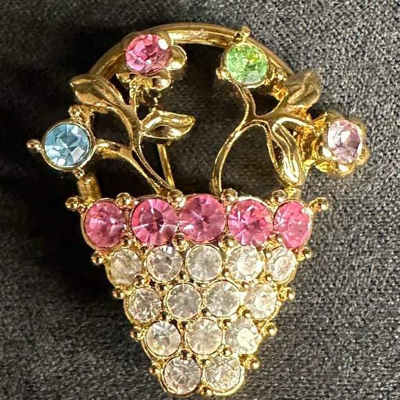 Monet Jewelry - Vintage Monet Flower Basket Brooch OS Gold Rhinestone Floral